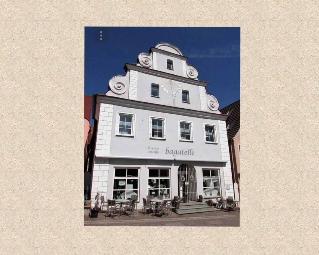 Pension Moserhaus Harburg  Buitenkant foto